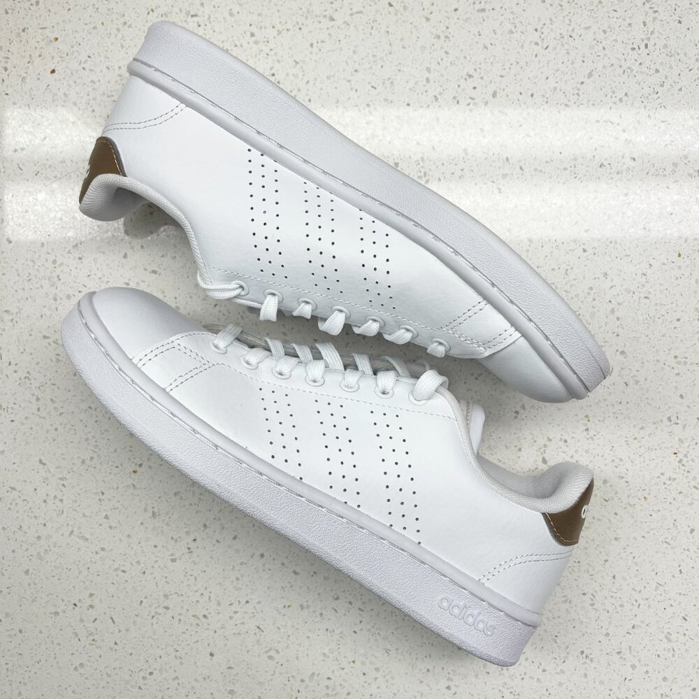 Adidas Advantage Leather Sneakers - Size 7.5